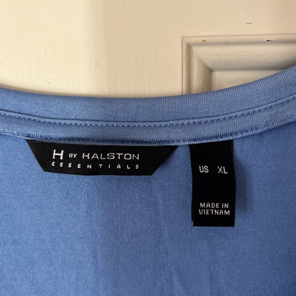 Halston T-shirt